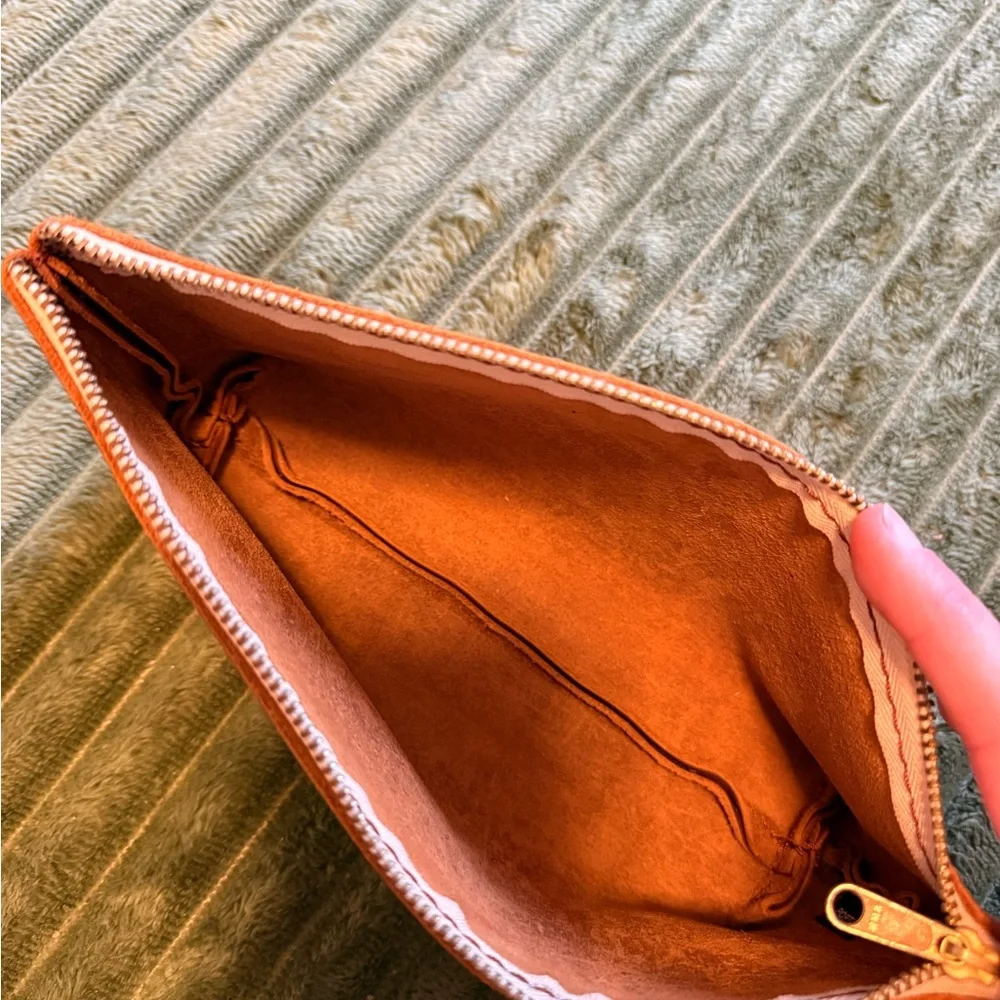 Portland Leather Goods Toiletry Bag - Picture 4 of 7
